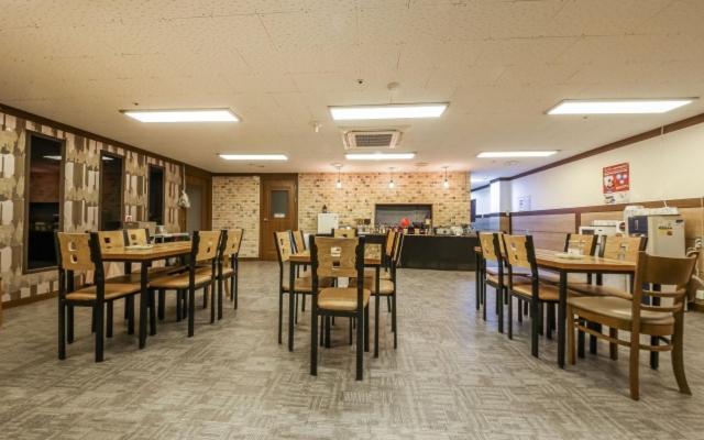 Gung Hotel จอนจู ภายนอก รูปภาพ