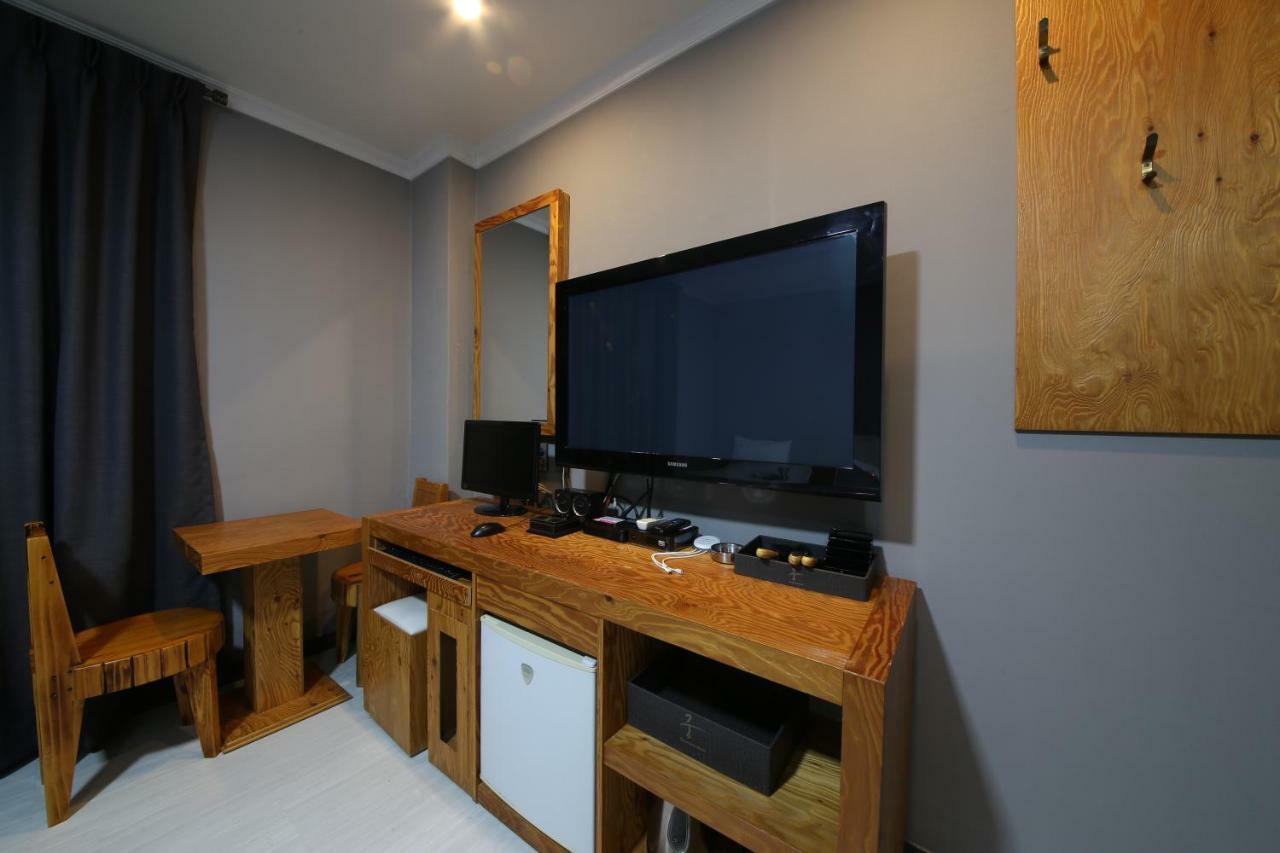 Gung Hotel จอนจู ภายนอก รูปภาพ