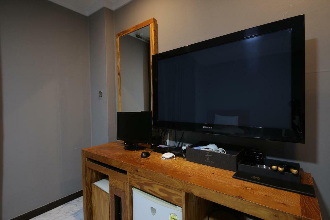Gung Hotel จอนจู ภายนอก รูปภาพ